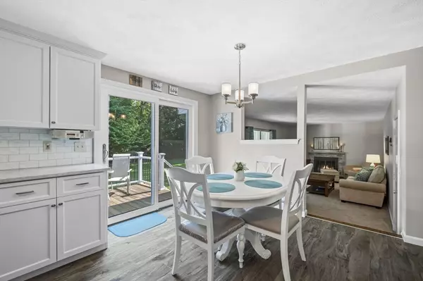 14 Rockdale Ave Salem, MA 01970