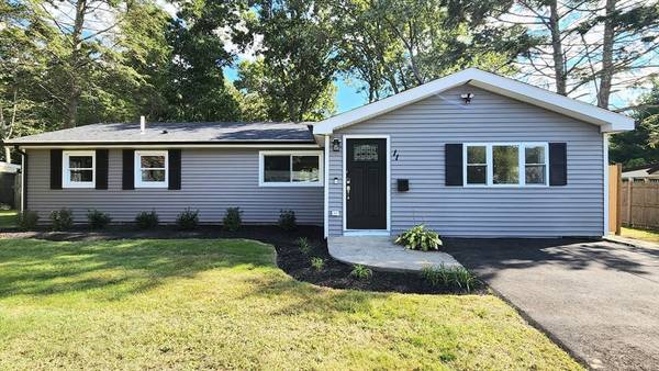 11 Christopher Rd, Brockton, MA 02302