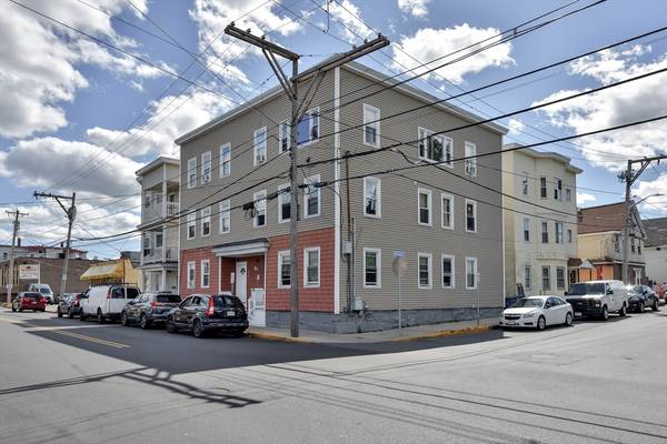 274-276 Hampshire St, Lawrence, MA 01841