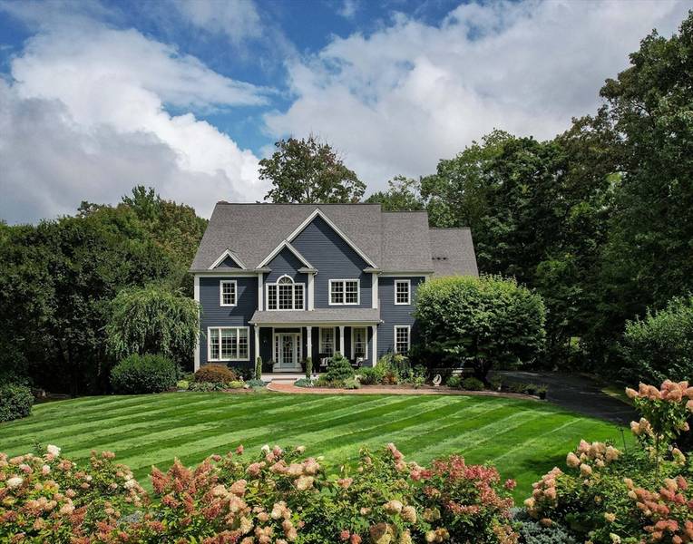 15 Wisteria Way, Wrentham, MA 02093