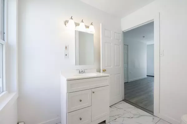 New Bedford, MA 02740,203 Purchase St