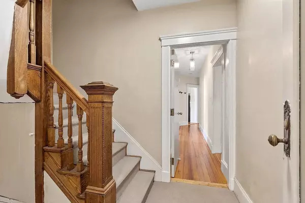 Brookline, MA 02446,127 Browne Street #1