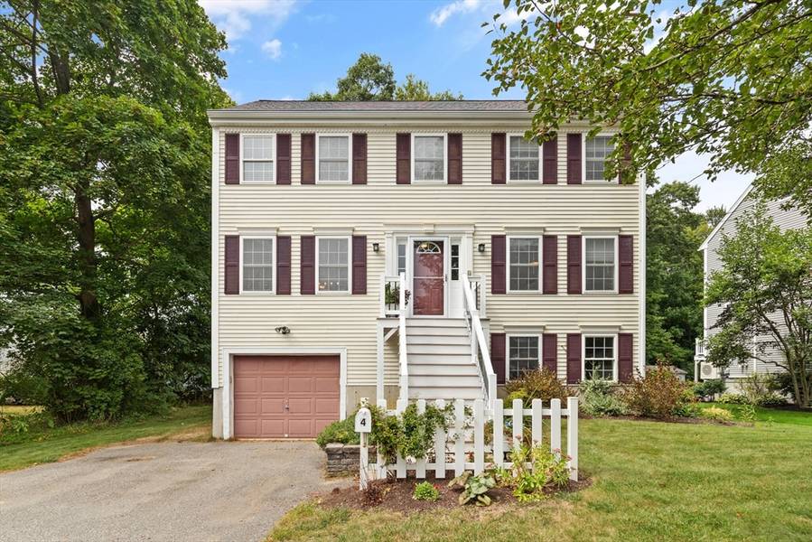 4 Goss Avenue, Amesbury, MA 01913