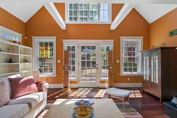 Swampscott, MA 01907,99 Redington Street