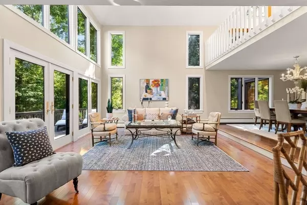 Swampscott, MA 01907,7 One Salem St