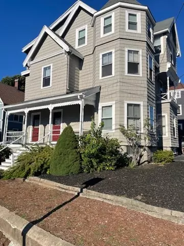 413-415 Lebanon St #2, Melrose, MA 02176