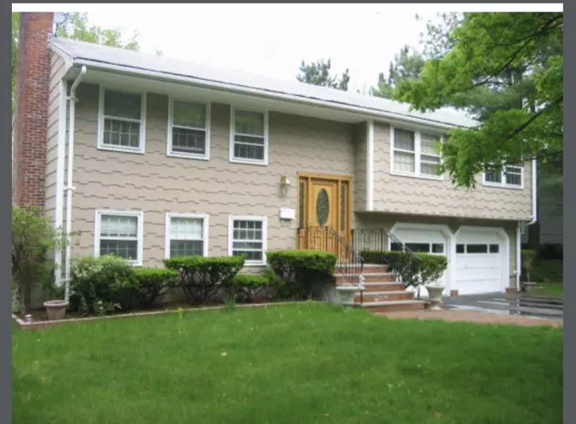 146 Forest St, Needham, MA 02492