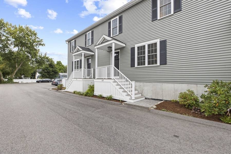 189 Centre Avenue #2, Abington, MA 02351