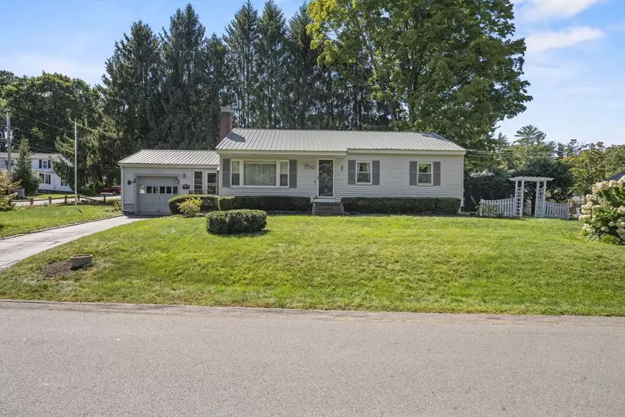 22 Summer, Merrimac, MA 01860