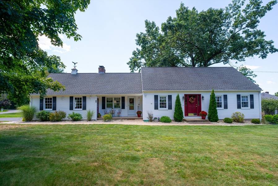 6 Porter Dr, Wilbraham, MA 01095