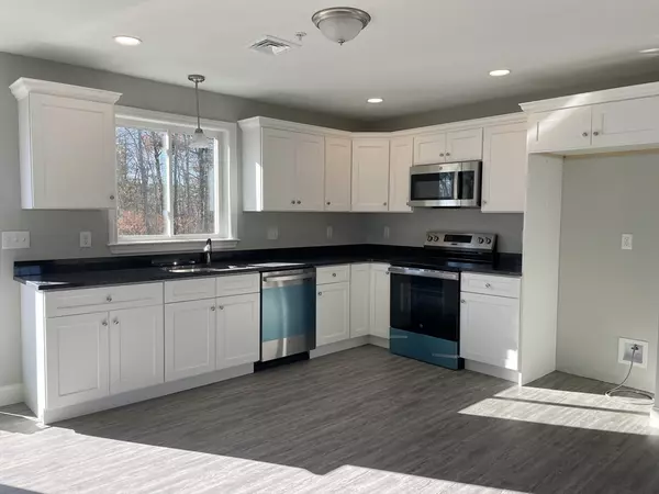 Hanson, MA 02341,1139 Main Street #2