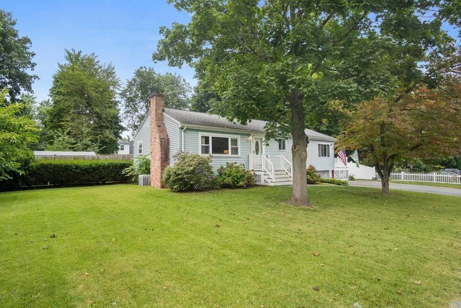 4 Rockvale Cir, Tewksbury, MA 01876