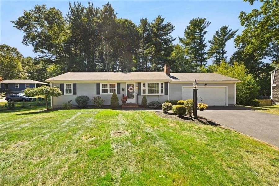 382 Caswell Street, Taunton, MA 02718