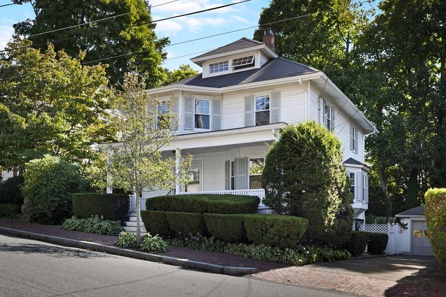 25 Pickett Street, Beverly, MA 01915