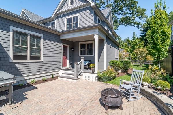 Wellesley, MA 02482,5 Fieldstone Way #5