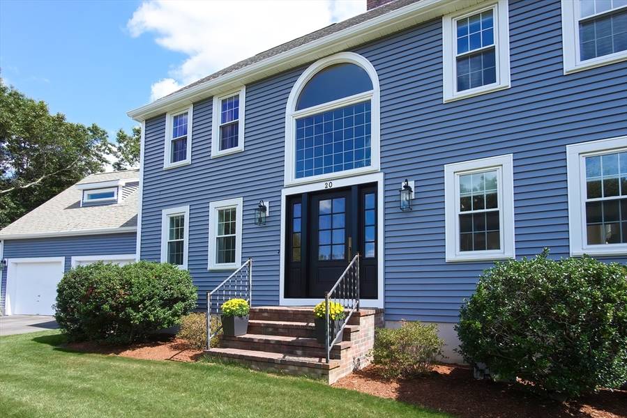 20 Windsor Drive, Foxboro, MA 02035