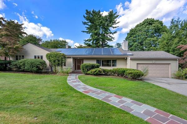 1555 Commonwealth Ave, Newton, MA 02465