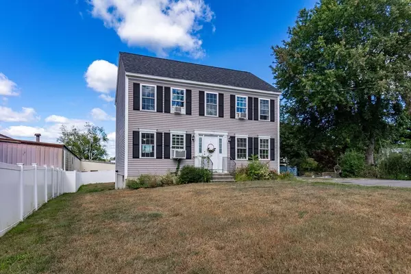 Ayer, MA 01432,17 Forest St