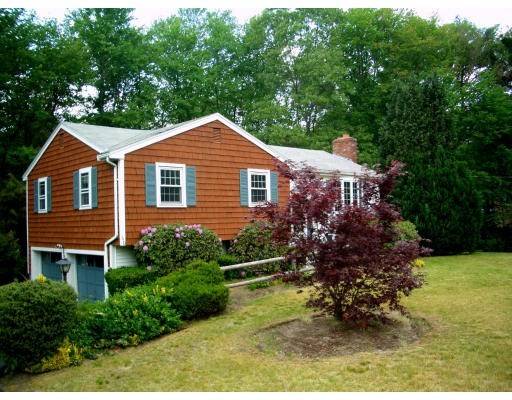 170 Old Farm Rd, Hanover, MA 02339