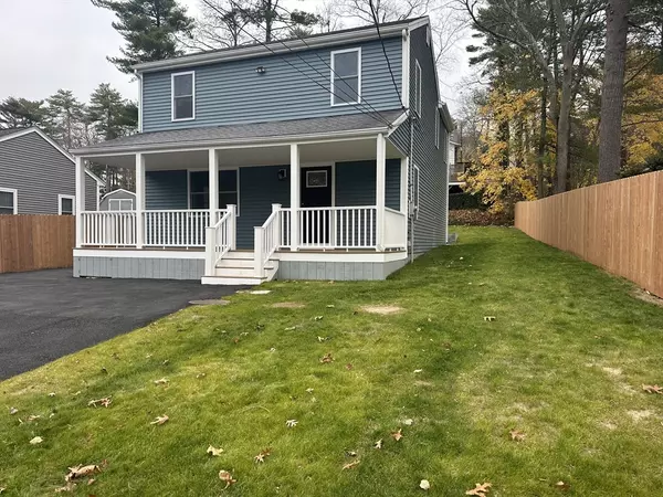 9 Beach Rd, Pembroke, MA 02359