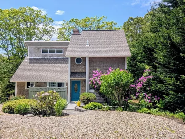 Mashpee, MA 02649,41 Halyard Ln
