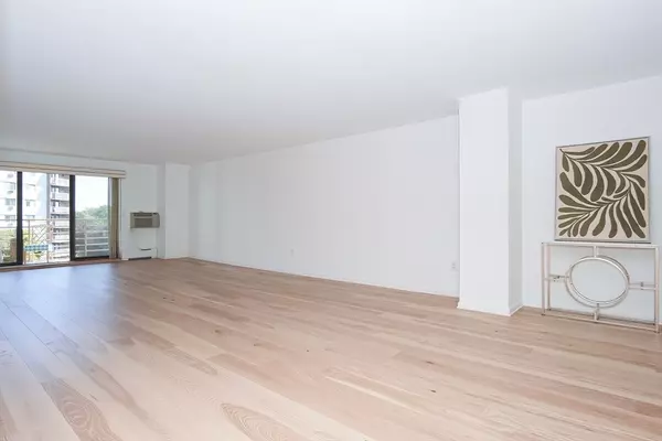 Watertown, MA 02472,125 Coolidge Ave #506