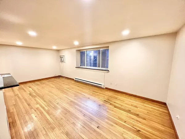 880 Broadway #3, Chelsea, MA 02150