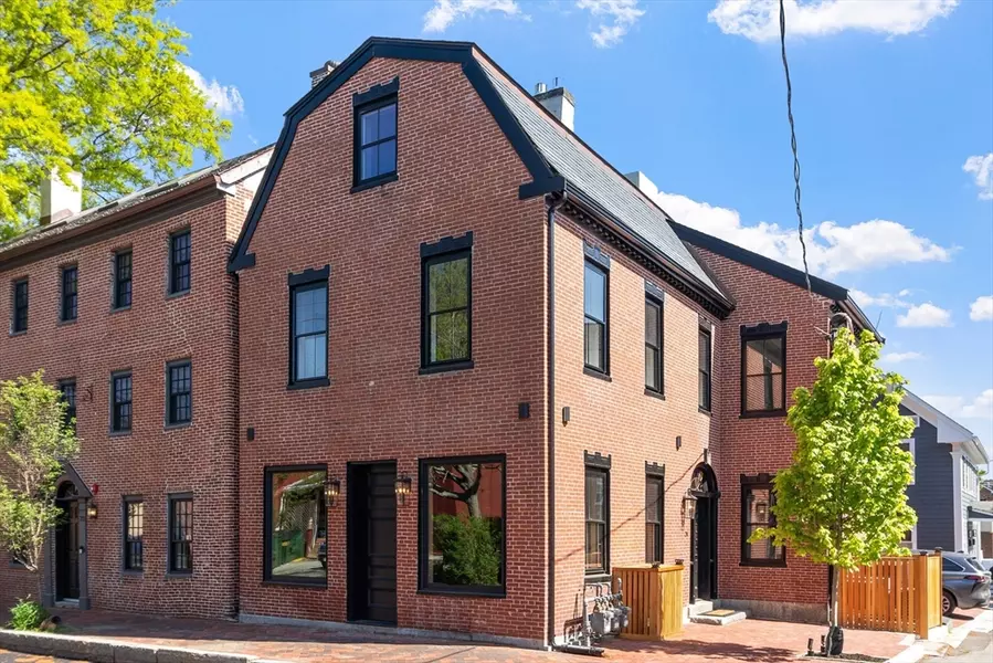 24 Center St #OFFICE, Newburyport, MA 01950