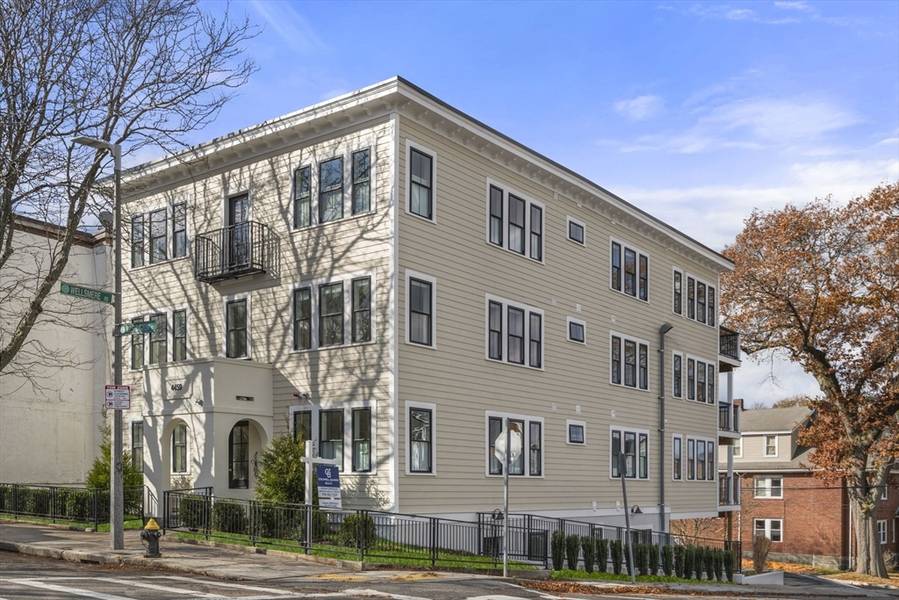 4459 Washington Street #4, Boston, MA 02131