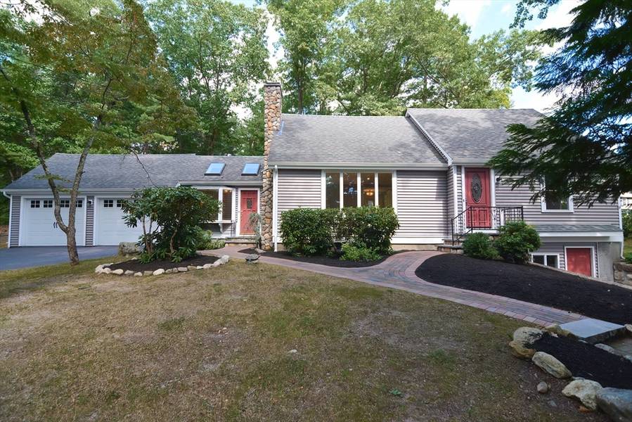 54 Mirimichi St, Plainville, MA 02762