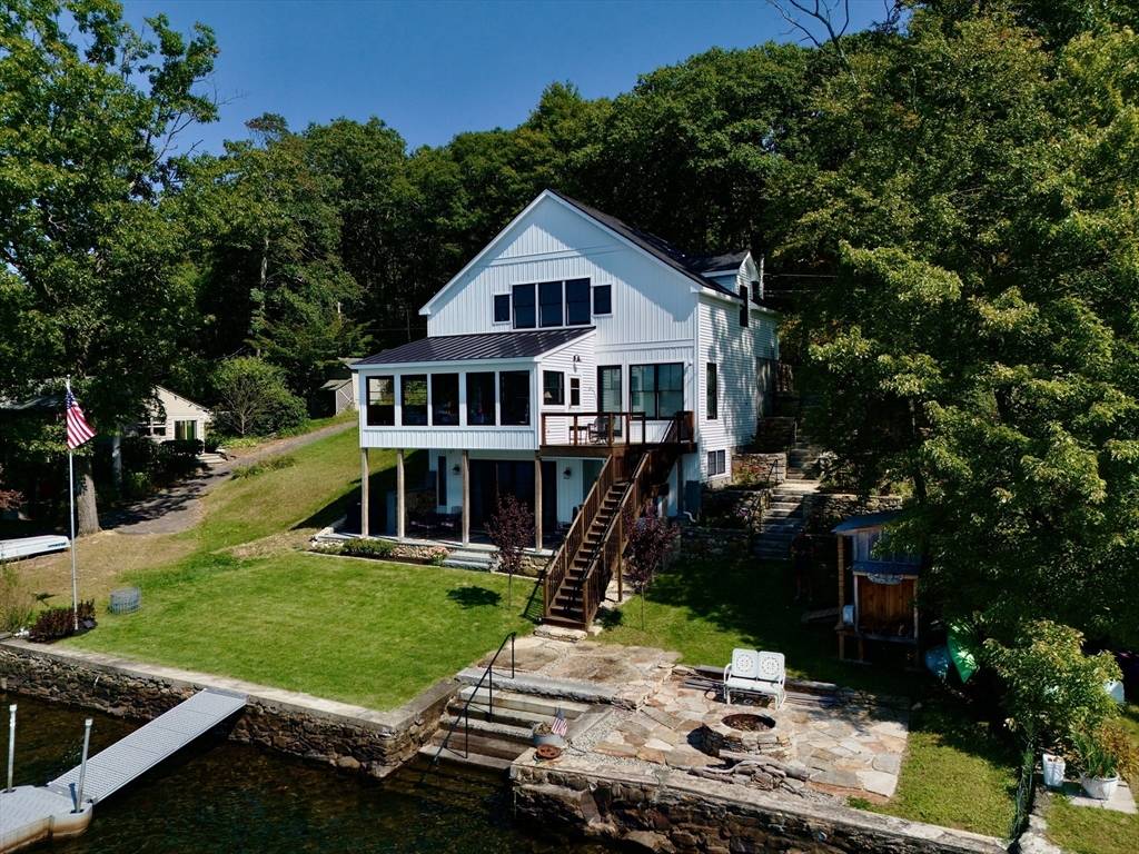 Sutton, MA 01590,182 Manchaug Rd