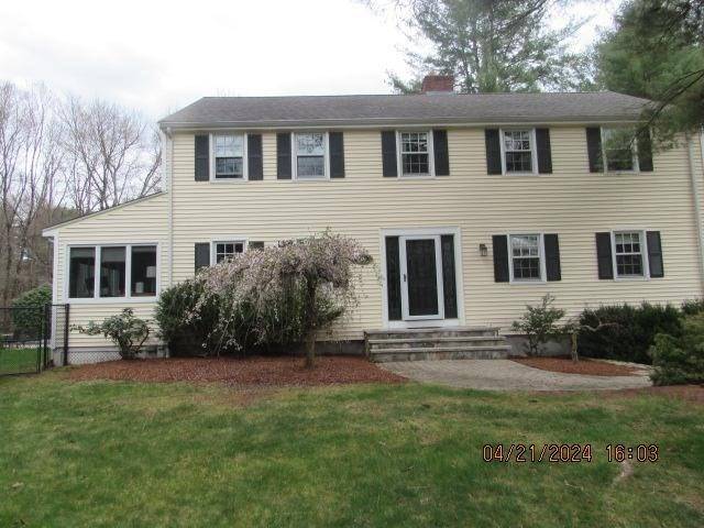 60 Raymond Rd, Sudbury, MA 01776