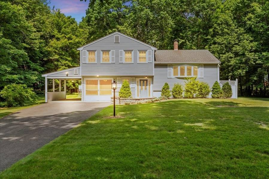 63 Mill St, Easton, MA 02356