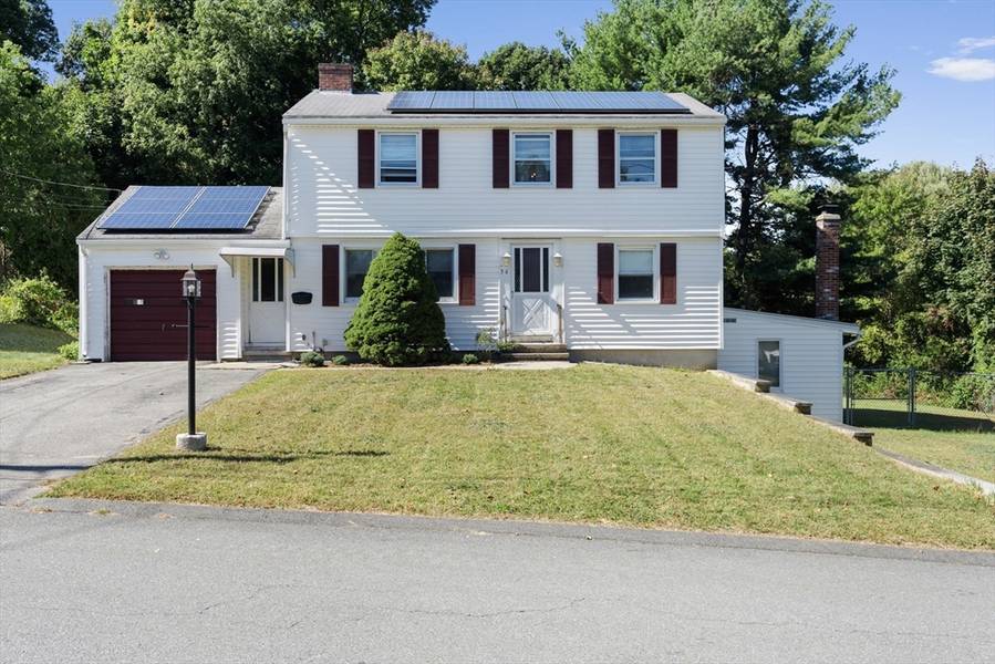 36 Linwood St, Chelmsford, MA 01824