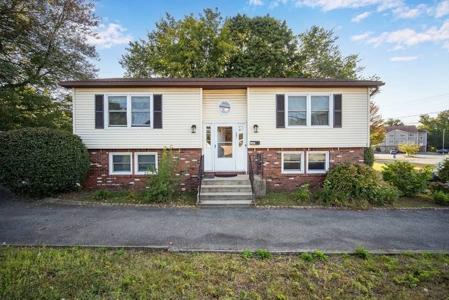 347 Sewall St, Ludlow, MA 01056