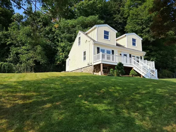 Worcester, MA 01603,7 Paris Ave