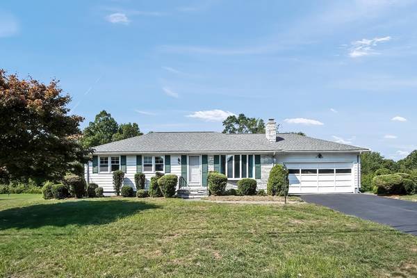 243 Pearse Rd, Swansea, MA 02777