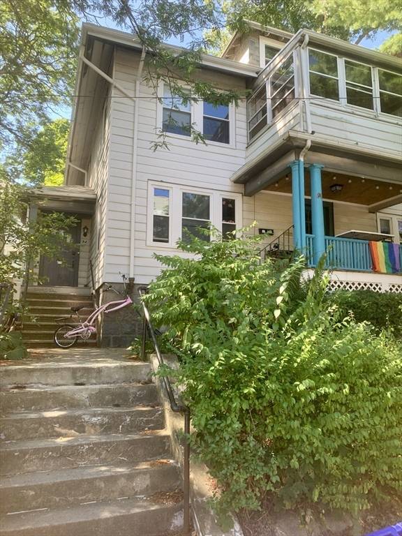 94 Winchester St #2, Brookline, MA 02446