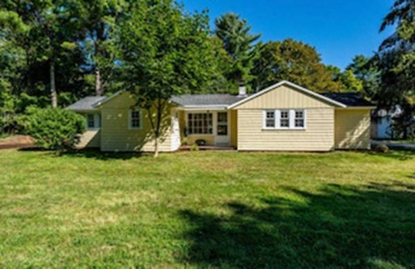 4 Windward Way, Falmouth, MA 02556