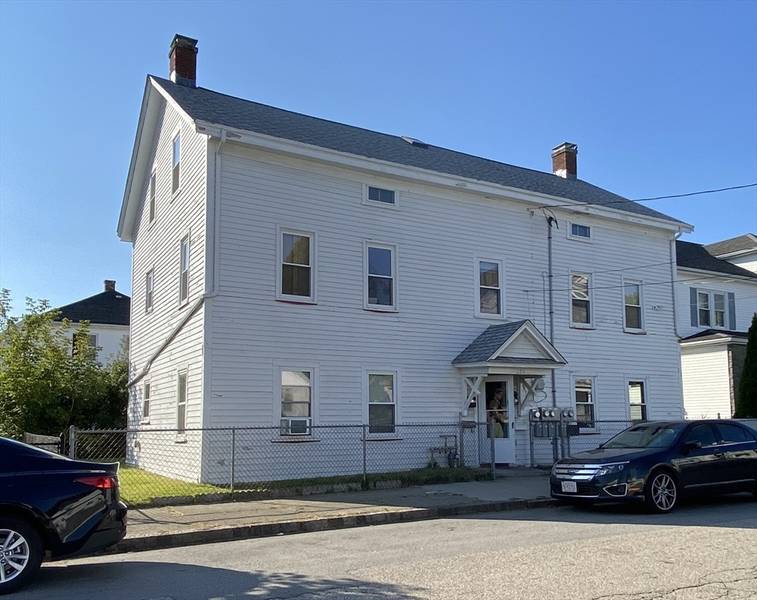 255 Montaup St, Fall River, MA 02724