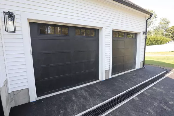 Whitman, MA 02382,431 Franklin St