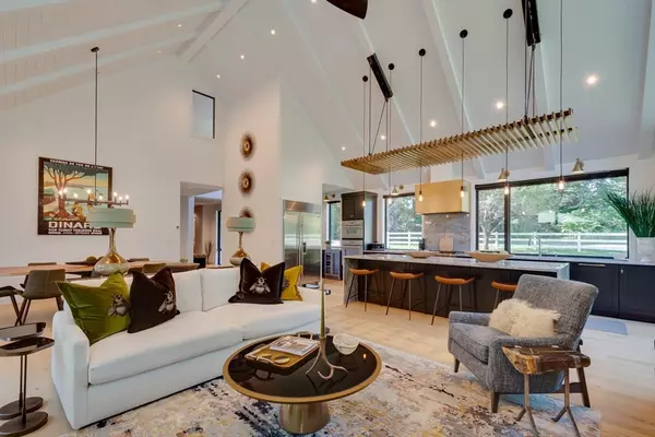 Lincoln, MA 01773,77 Weston Road