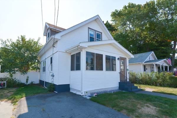 Medford, MA 02155,15 Carolina St