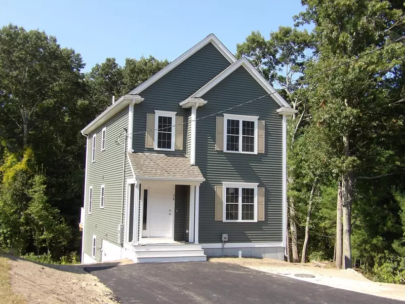 38 Cranesbill Road, Taunton, MA 02780