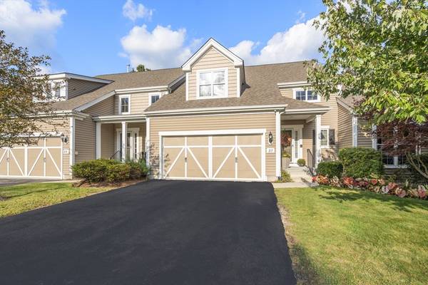 217 Sandtrap Ct #95, Northbridge, MA 01534