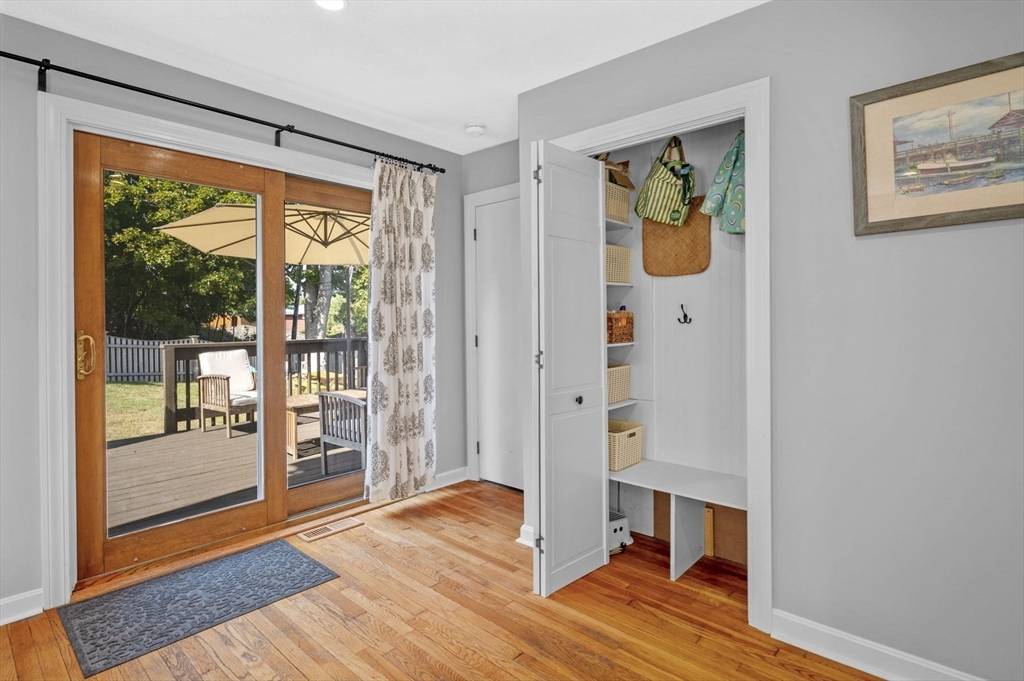 Nahant, MA 01908,115 Gardner Rd