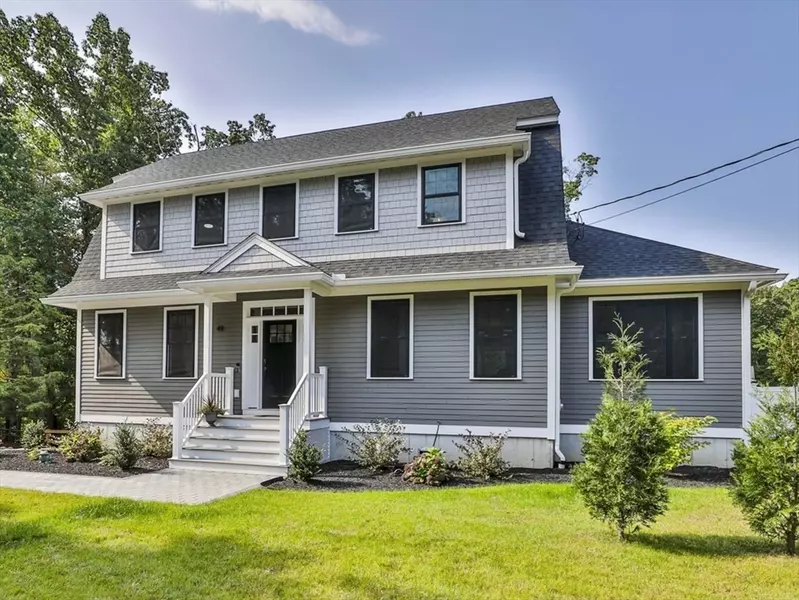 49 Kimball Rd, Amesbury, MA 01913