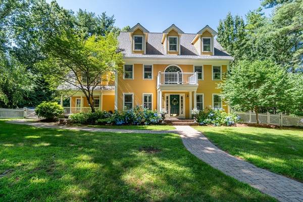 35-C Walpole St, Dover, MA 02030