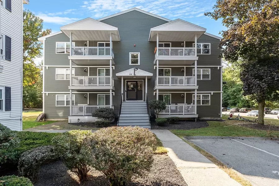 20 Abbey Rd #201, Leominster, MA 01453