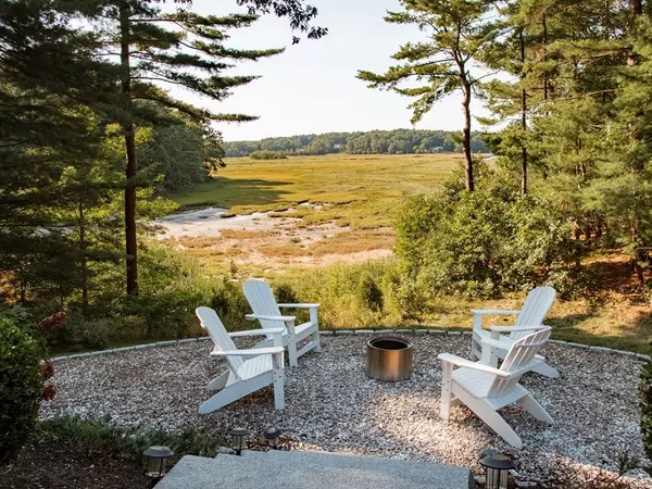 Duxbury, MA 02332,3 Garden Ln